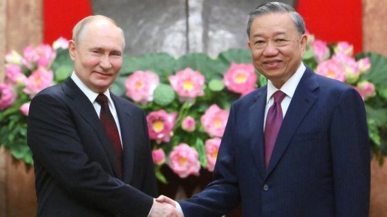 Президента Вьетнама пригласили на 80-летие Победы в Москву