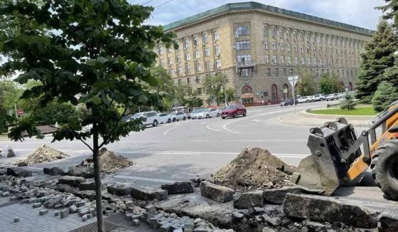 В Волгоградской области вводят крупные штрафы за грязные колёса и засорение тротуаров