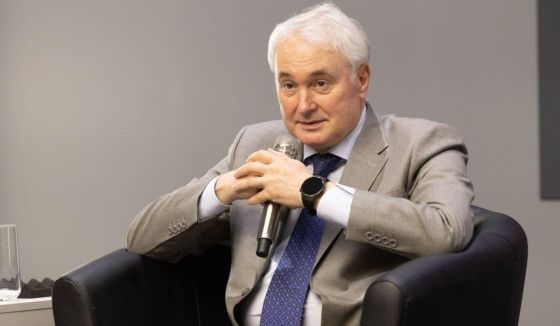 Андрей Картаполов провёл встречу в Музее Победы
