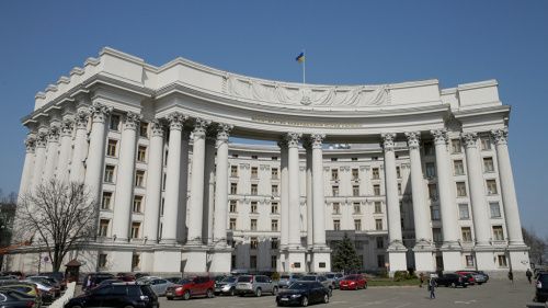 Украина отреагировала на эвакуацию семей американских дипломатов из Киева