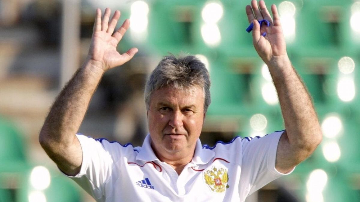 Бывший наставник сборной России по футболу объявил о завершении тренерской карьеры