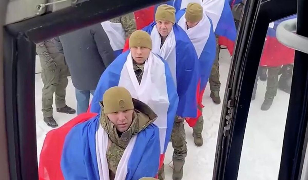 Мединский объявил об обмене пленными по схеме "500 на 500"