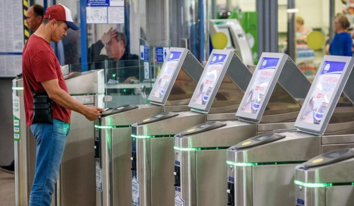В Комтрансе Петербурга назвали сроки запуска биометрии в метро