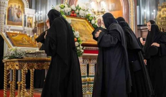 В Самару доставили мощи блаженной Матроны Московской