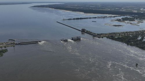 Сальдо озвучил сроки восстановления плотины Каховской ГЭС