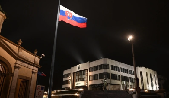 Словакия заявила о пересмотре оборонного договора с США