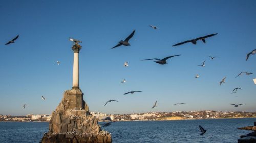 Глава Севастополя назвал ложью сообщения о взрыве в районе аэродрома