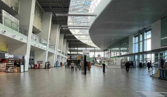 В пермском аэропорту изменили и отменили международные рейсы