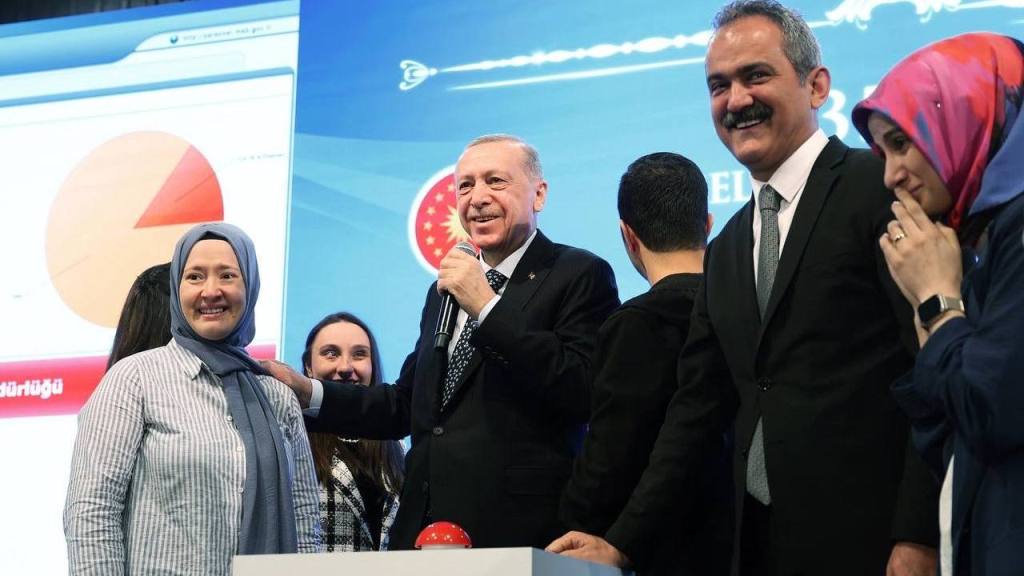 В Турции прокомментировали сообщения об инфаркте у Эрдогана