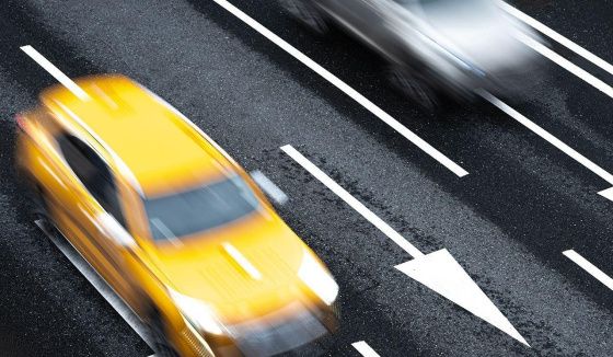 ЦОДД напомнил водителям о переходе на летнюю резину