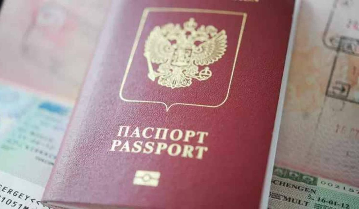 Четыре страны ЕС откажутся от признания российских небиометрических паспортов