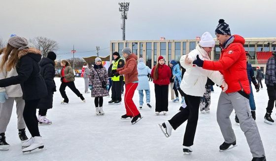 Москвичей зовут на мастер-классы известных фигуристов в проекте «Зима в Москве»