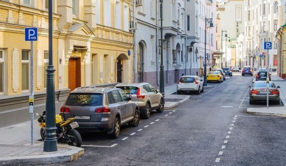 В майские праздники парковки в Москве будут работать бесплатно