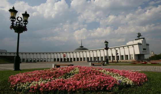 Музей Победы организует яркий флешмоб в честь Дня России