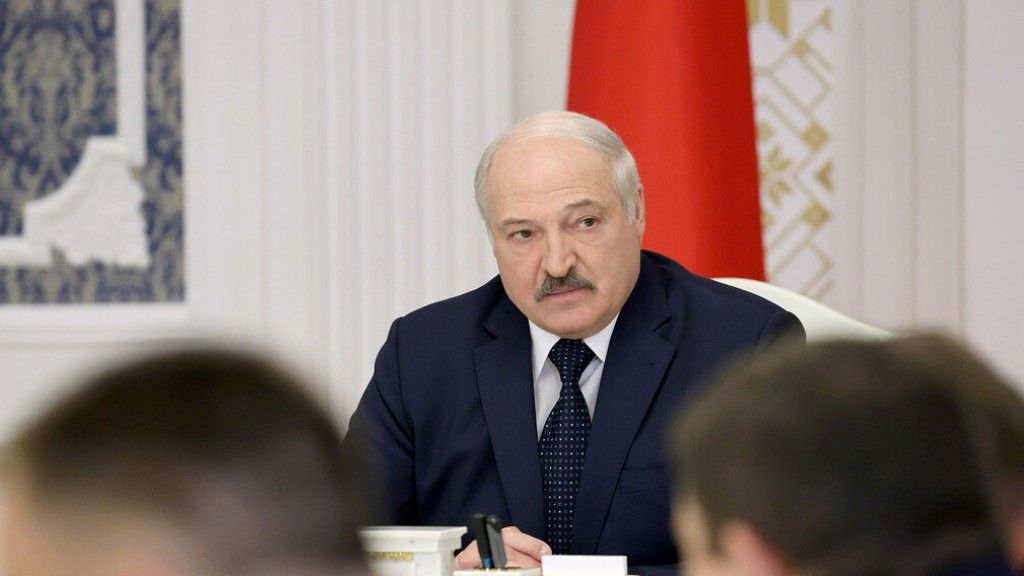 Лукашенко раскрыл подробности вчерашней авиакатастрофы под Барановичами
