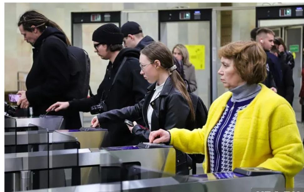 В метро Екатеринбурга подключат биометрию