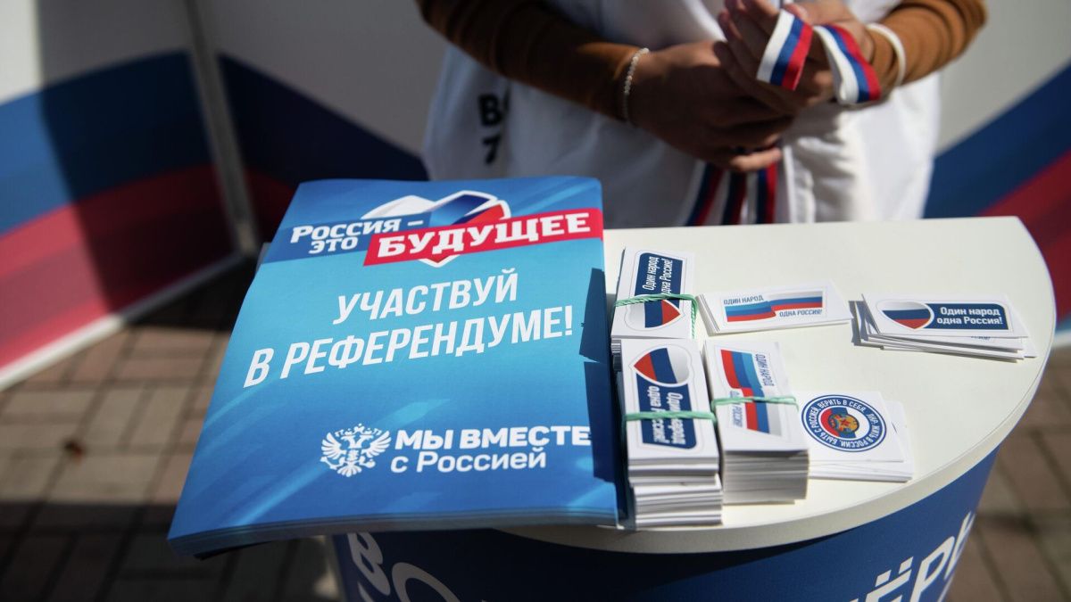 На Донбассе и в двух регионах Украины начинаются референдумы о присоединении к РФ