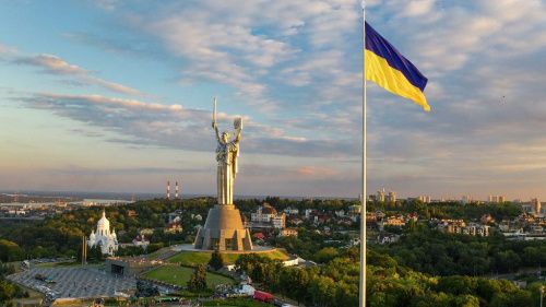 В России выразили надежду на смену власти на Украине