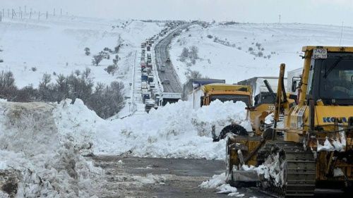 Десятки человек спасены из снежного затора на трассе М-4 «Дон»