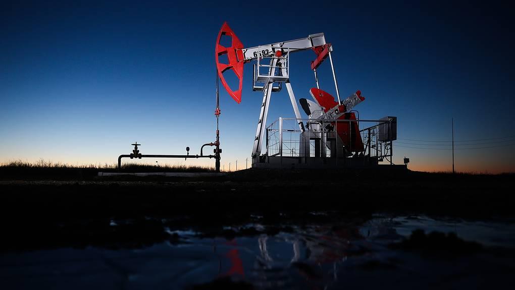 Неожиданно взлетели цены на нефть