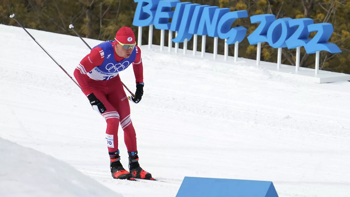 Российские лыжники взяли золото и серебро в марафоне Олимпиады