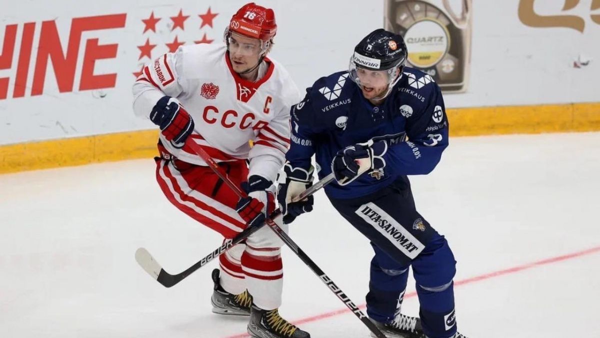 Хоккеисты сборной России по хоккею завершили домашний Евротур проигрышем