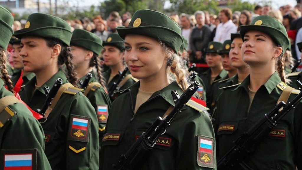 Захарова раскрыла отличие женщин в России и на Западе