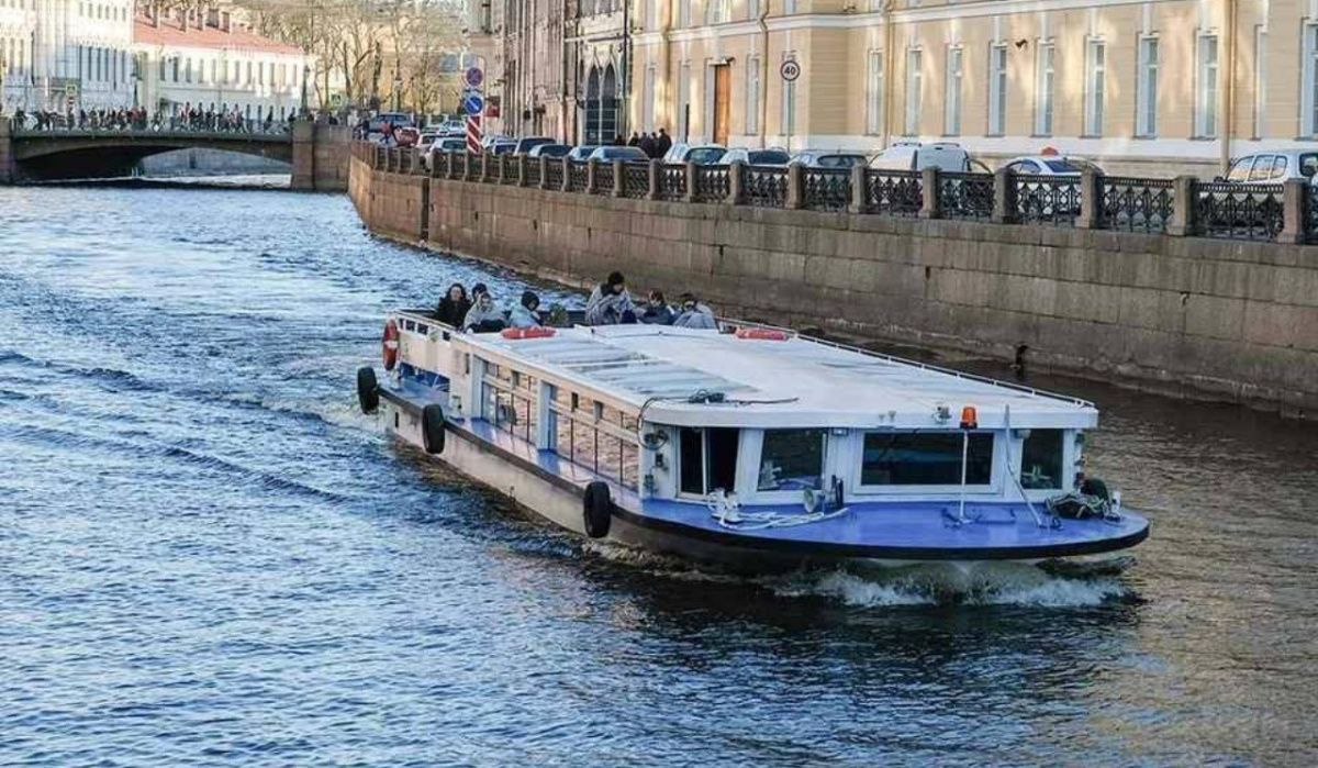 В Петербурге с 7 апреля открылись более 140 причалов для теплоходов