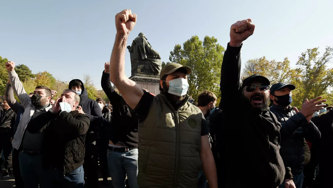 В Ереване активизировались протесты