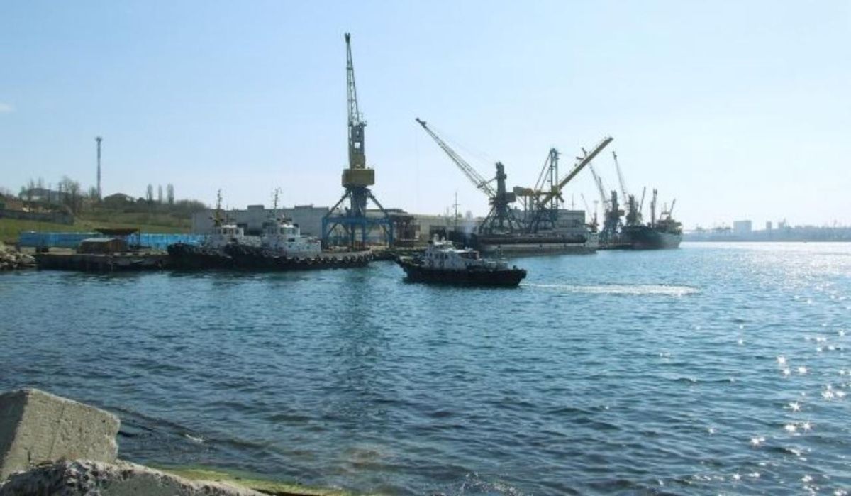 Суда перестали заходить в украинские порты