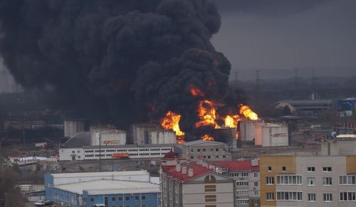 Вертолёты ВСУ атаковали нефтебазу в Белгороде