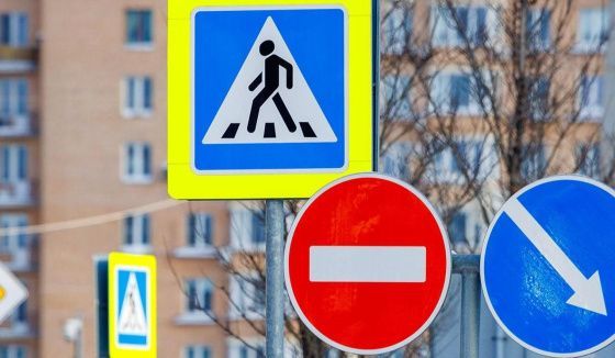 В Екатеринбурге на месяц ограничат движение транспорта в переулке Мельковском