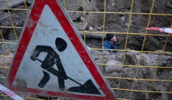 В четырех районах Петербурга перекроют дороги до февраля 2026 года