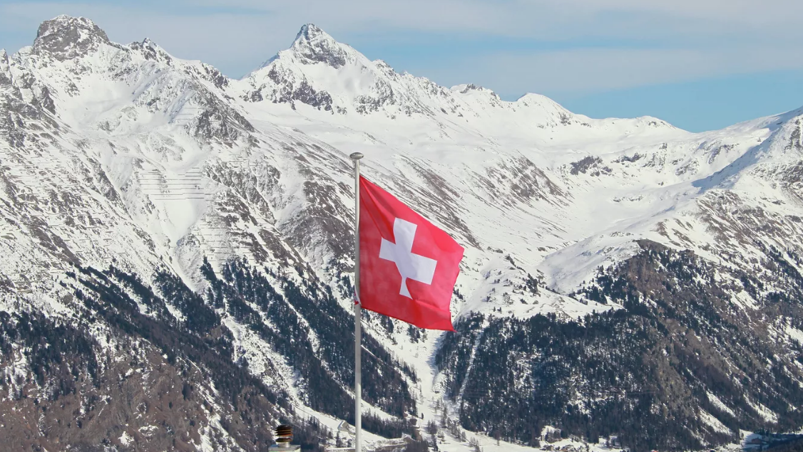 Швейцарские горнолыжные курорты могут оставить без подъемников