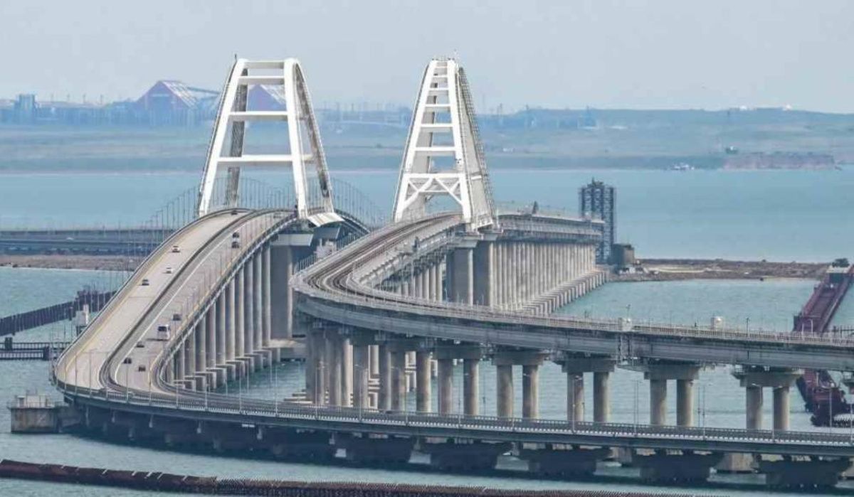 Из-за перекрытия Крымского моста были задержаны 16 пассажирских поездов