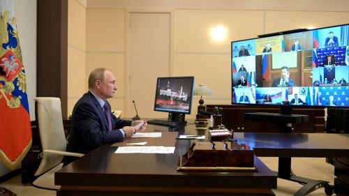 Путин согласился помочь сбить высокие цены на газ в Европе