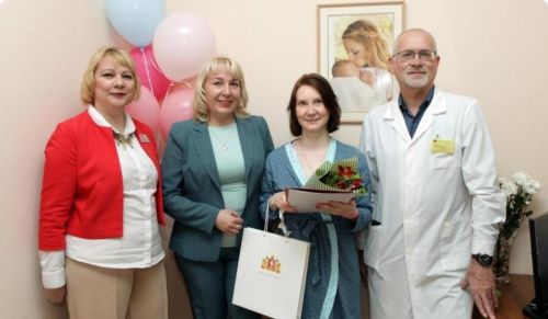 В Екатеринбурге свидетельство о рождении будут выдавать перед выпиской из роддома