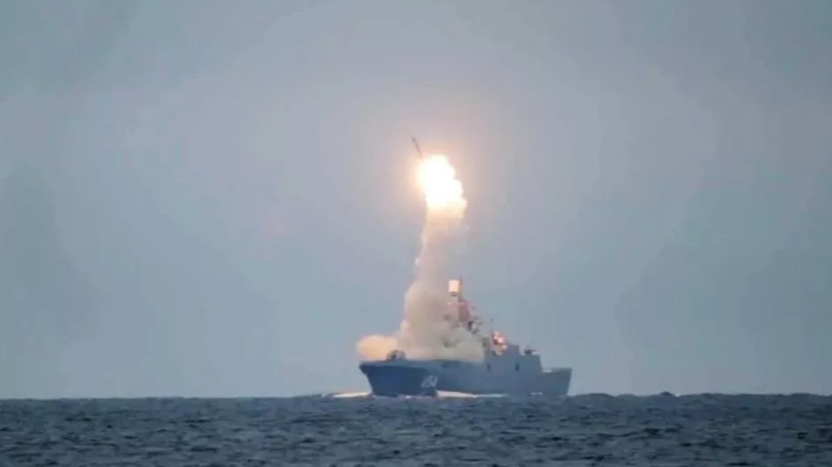 "Адмирал Горшков" завершает испытания супер-ракет "Циркон"