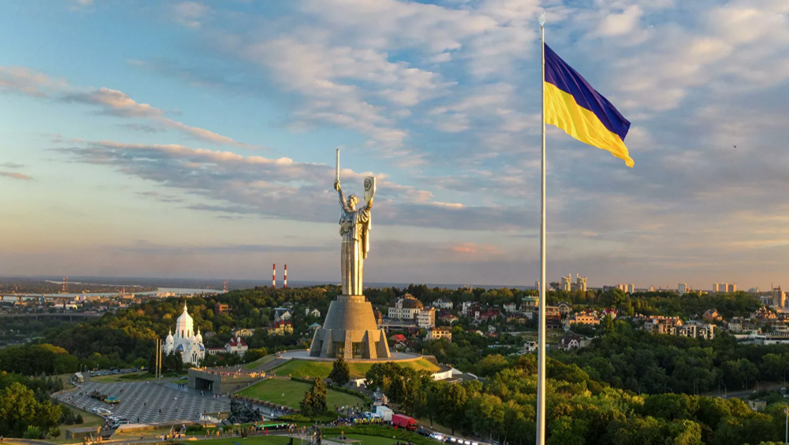 В Раде заявили, что Украина вплотную подошла к развалу