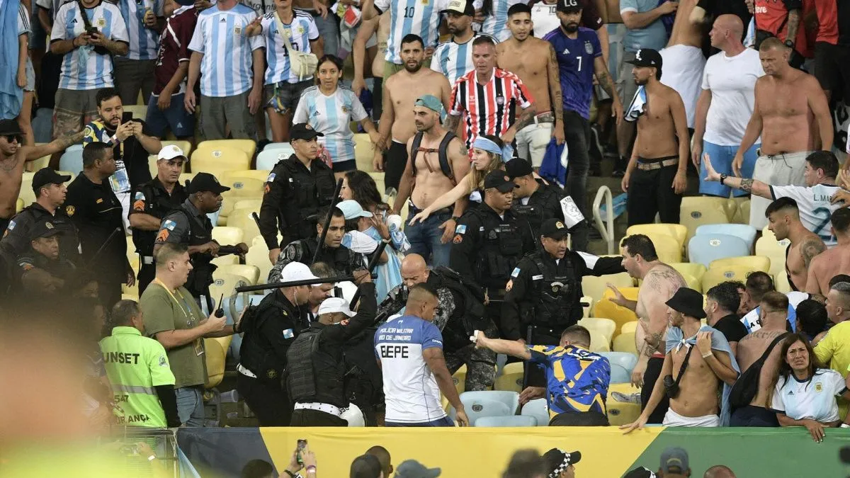 Месси отругал полицейских, вмешавшихся в массовую драку на матче Бразилия-Аргентина