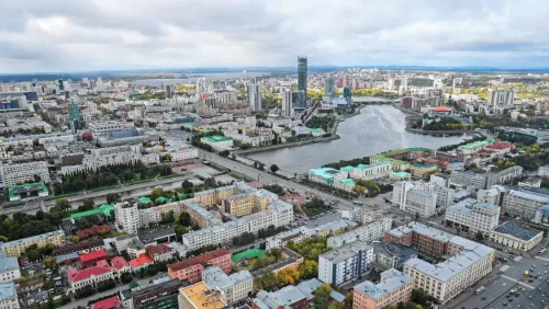 В Екатеринбурге открыли транспортно-логистический центр "Уральский"