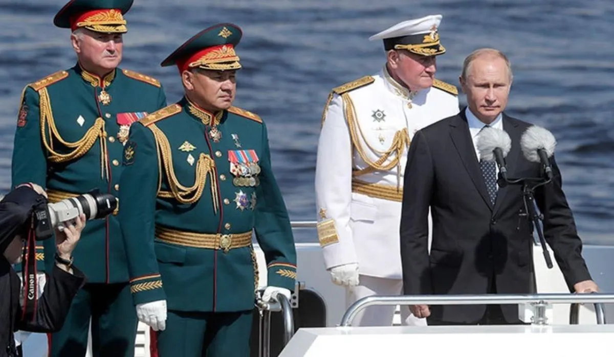 Путин напомнил, что российский флот способен ответить всем, кто решит посягнуть на суверенитет и свободу РФ