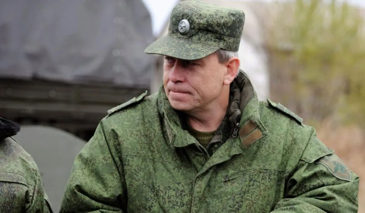 Рогозин назвал ситуацию с увольнением полковника Басурина неприемлемой