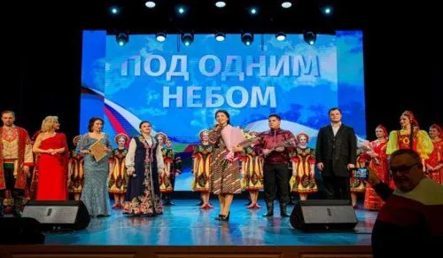Ансамбль «Донбасс» завершил гастрольный год выступлениями в Москве, Звёздном городке и Курской области 