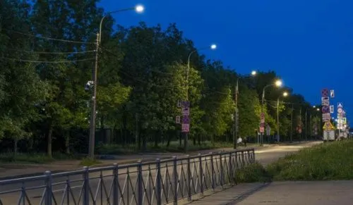 В Санкт-Петербурге Загребский бульвар осветили