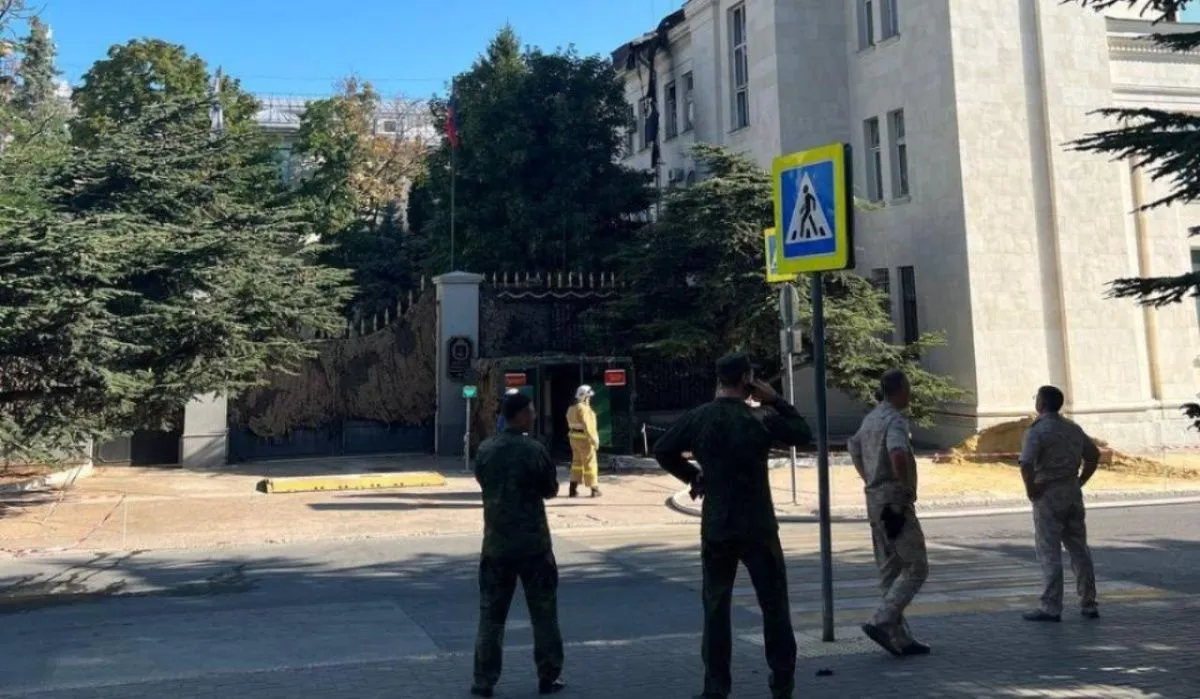 Здание ЧФ в Севастополе снова атаковали