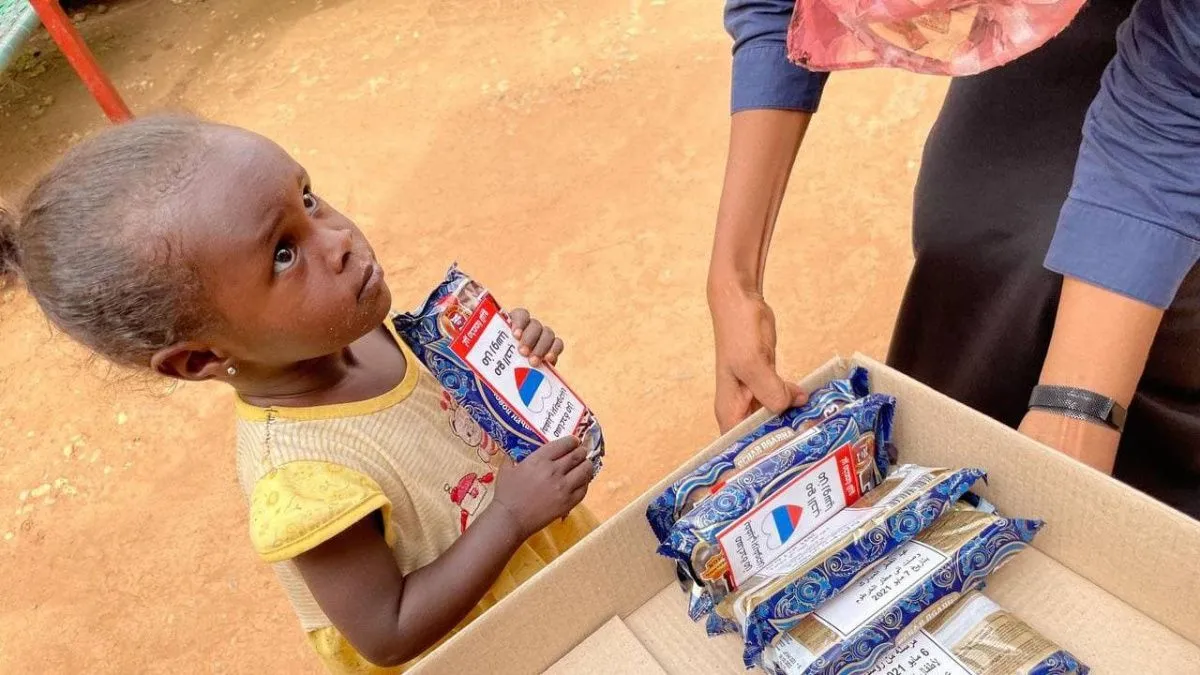 Российский бизнесмен подарил несколько десятков тонн тульских пряников суданским детям 