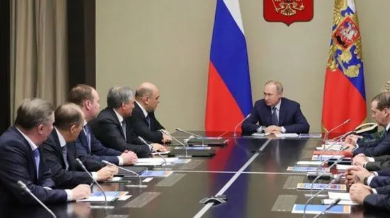 Путин созвал срочное совещание после беспорядков в Дагестане