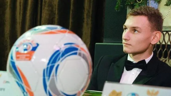 Российский футболист прокомментировал получение премии «Джентльмен года»