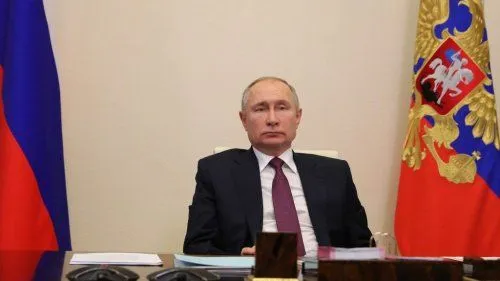 Владимир Путин обратился к российским прокурорам